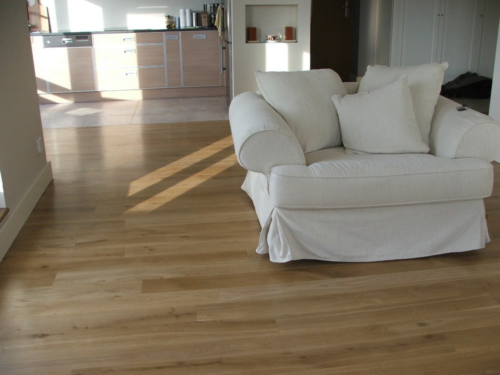 Deska lita czy trójwarstwowa