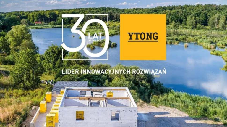 30 lat marki Ytong w Polsce – budowa domu z betonu komórkowego Ytong nad jeziorem, hasło lider innowacyjnych rozwiązań