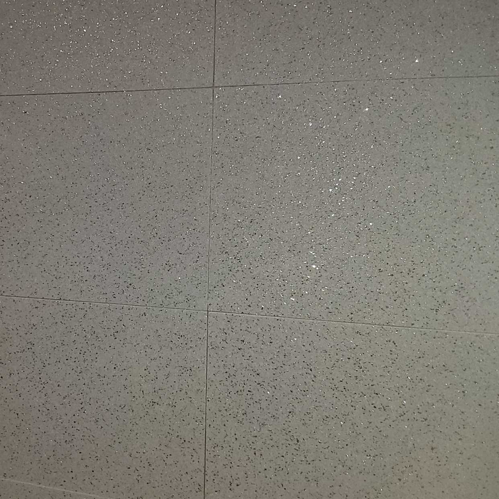 Płytki elastyczne na elewacje w fakturze gładkiego szarego kamienia PromaDekor Panel Kwarcowy