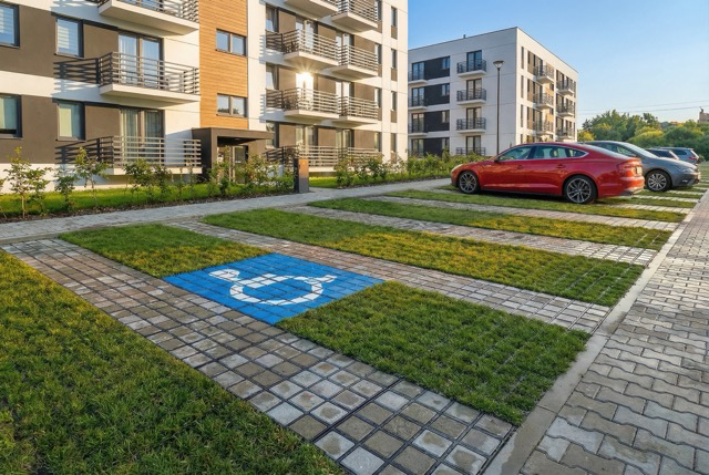 Zielone miejsca postojowe na osiedlu w systemie geoSYSTEM CITY