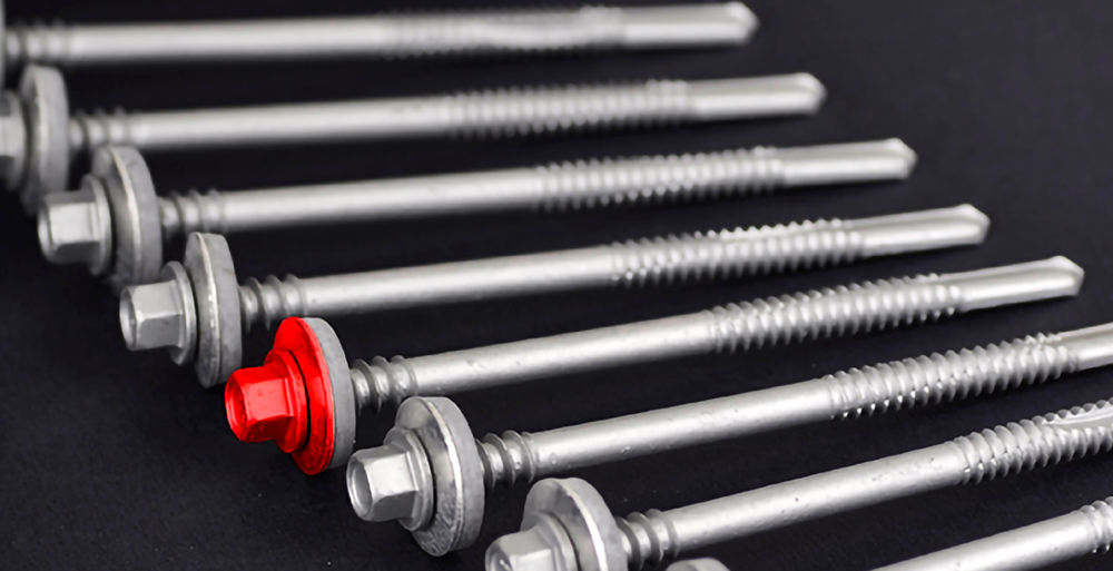 Łączniki ETANCO do mocowania płyt warstwowych do konstrukcji stalowej